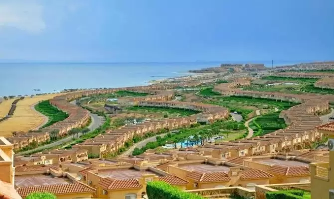 تلال عين السخنة